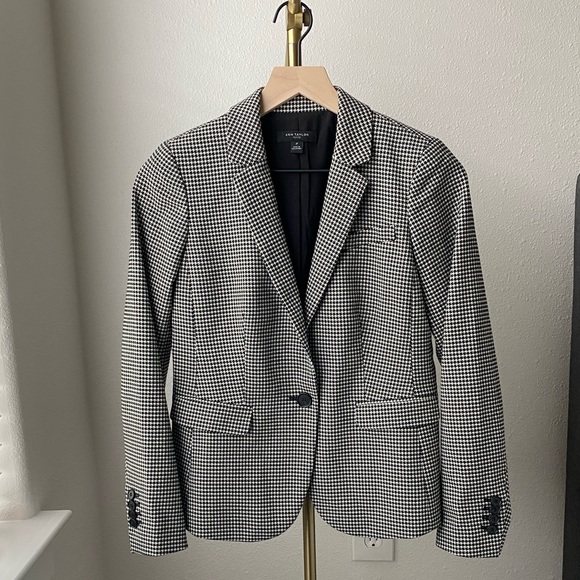 Ann Taylor Jackets & Blazers - Ann Taylor Petite Houndstooth Blazer